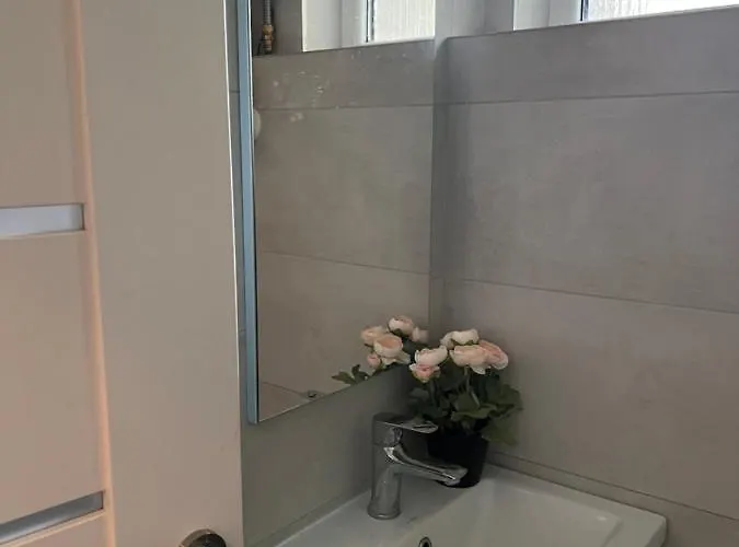 Apartament Lovely Flat In The Center Self-check