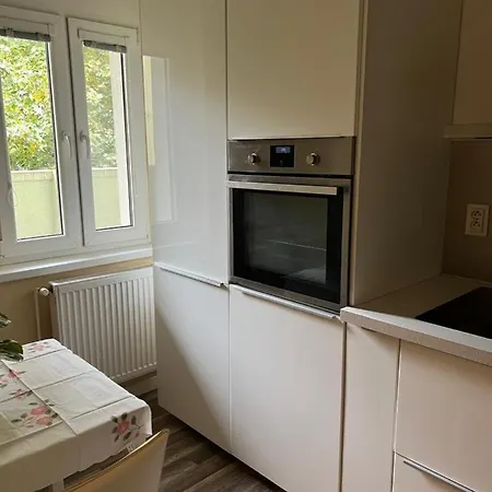 Lovely Flat In The Center Self-check דירה *